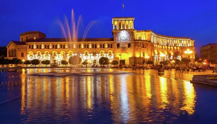 میدان جمهوری ارمنستان